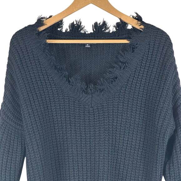 Fashion Nova Oversized Distressed Sweater Womens M Black Grunge Edgy Streetwear - Picture 4 of 7